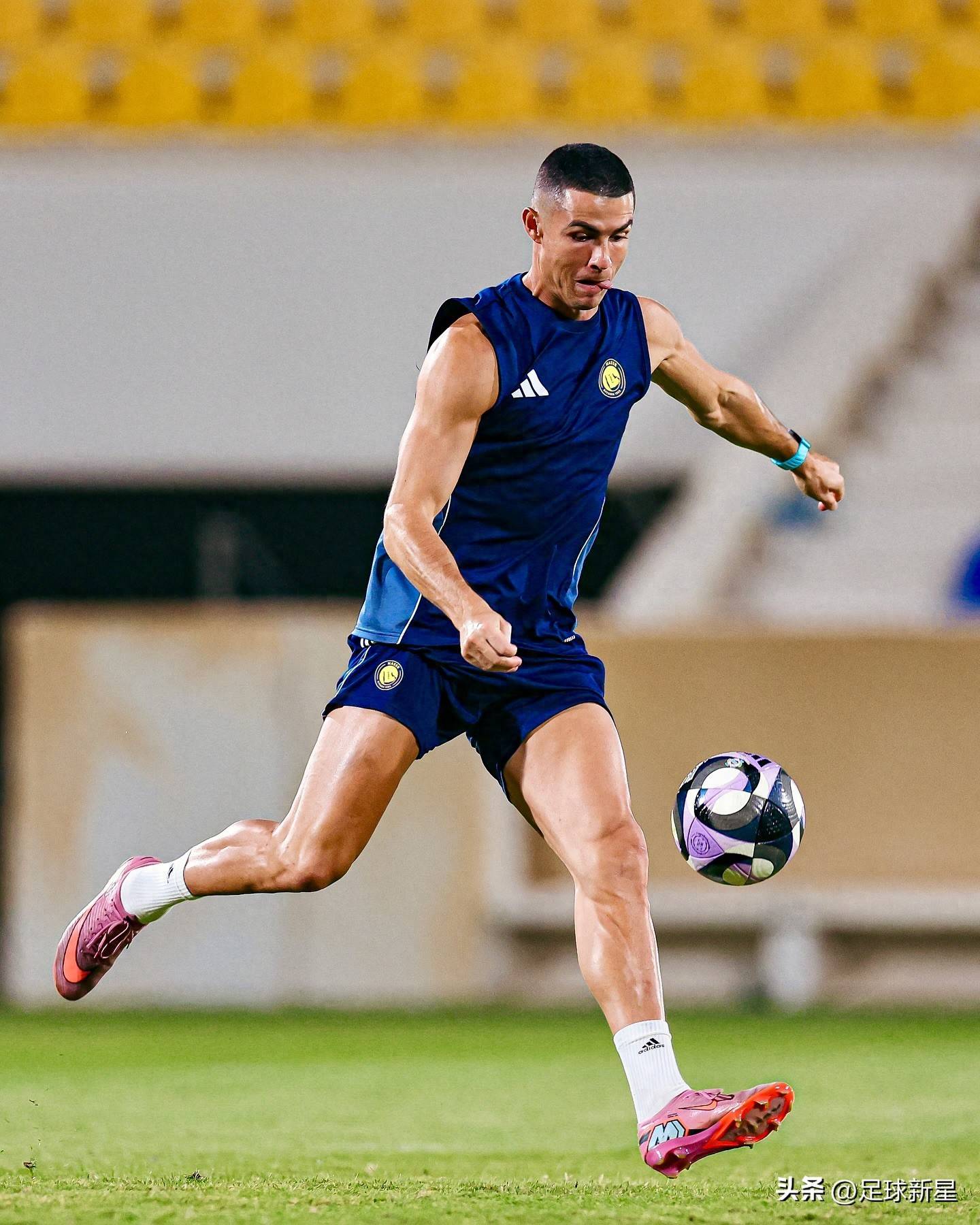 爱游戏体育-关于C罗新星回归赛场表现惊艳，FPX未来可期！的信息