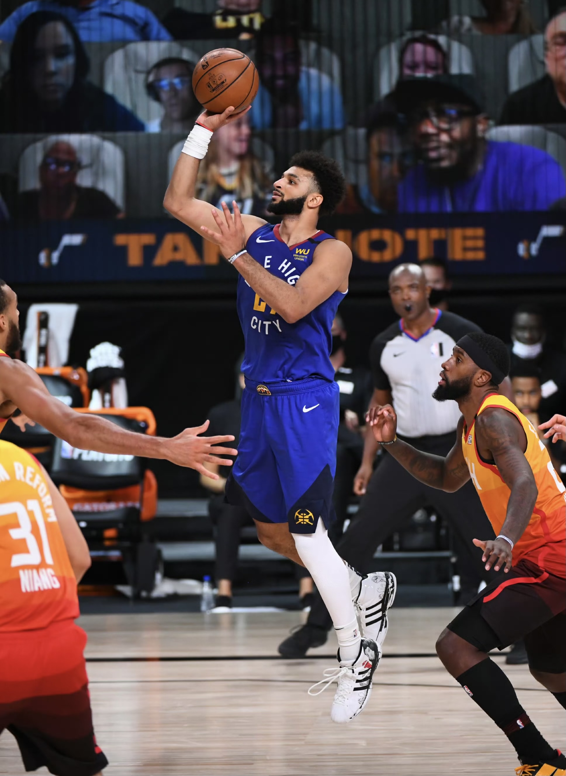 爱游戏-包含穆雷在加拿大队比赛中败北，高光表现引发热议！的词条